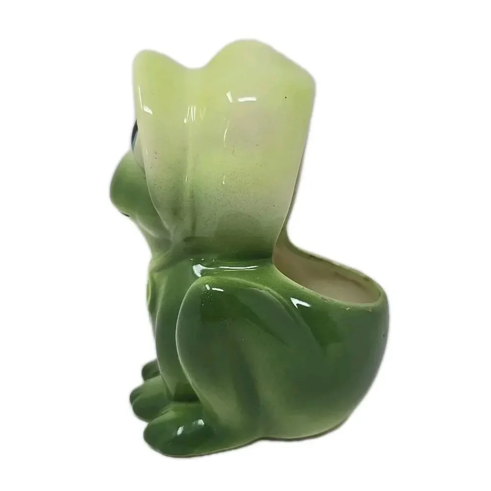 Vtg Frog Planter Big Eyed Anthropomorphic Green Ceramic Nancy Pew Giftwares U308
